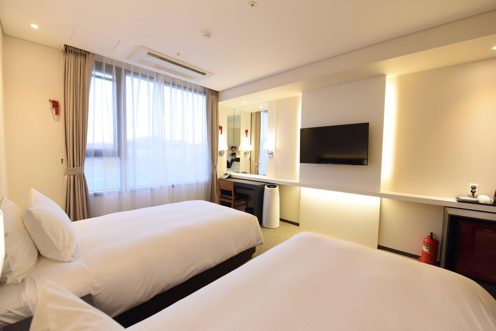 Geoje Artnouveau Suite Hotel Zewnętrze zdjęcie