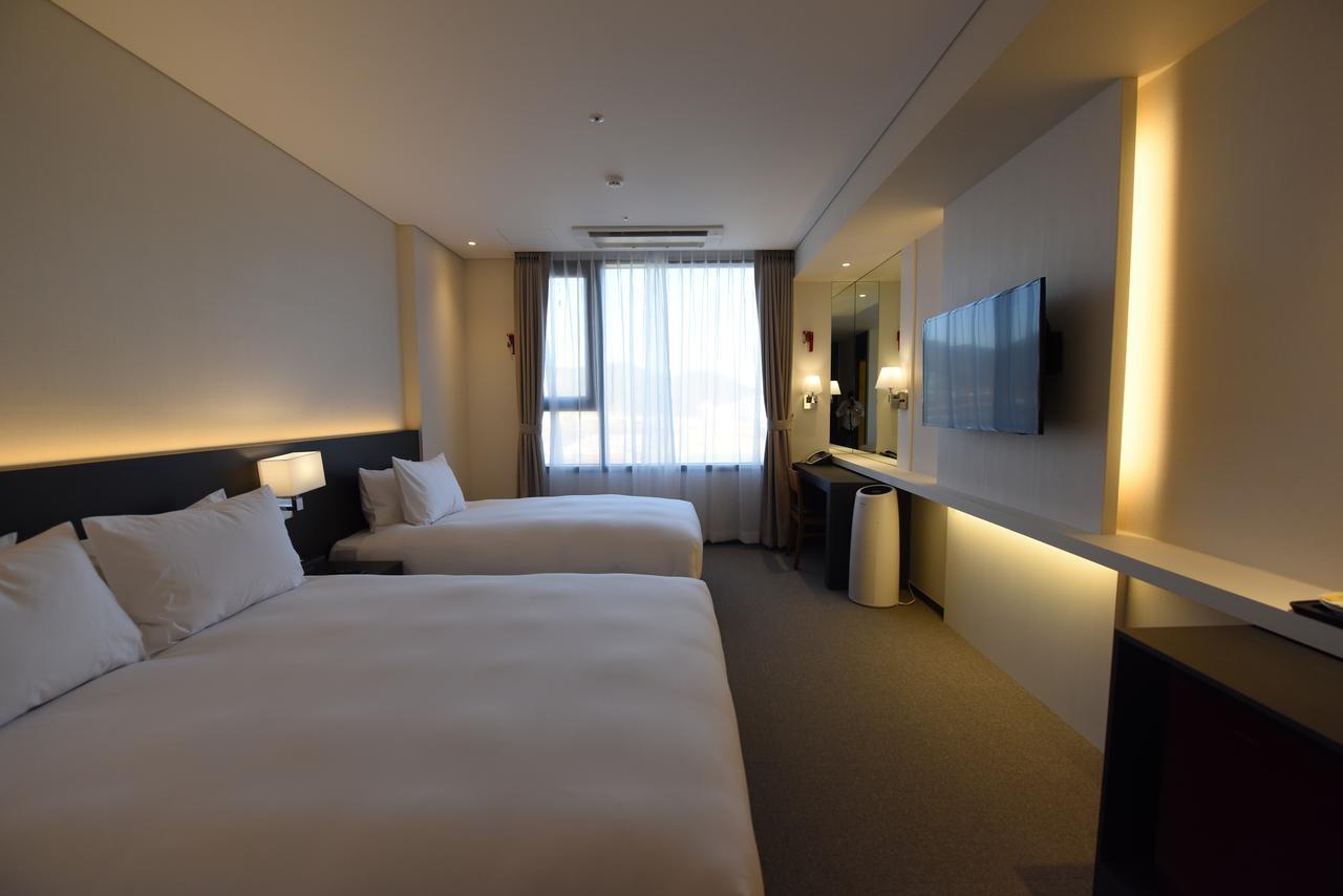 Geoje Artnouveau Suite Hotel Zewnętrze zdjęcie