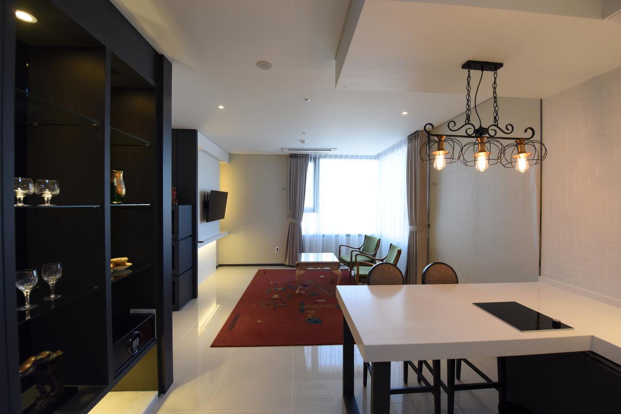 Geoje Artnouveau Suite Hotel Zewnętrze zdjęcie
